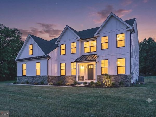 209 OLD STATE RD , ROYERSFORD, PA 19468