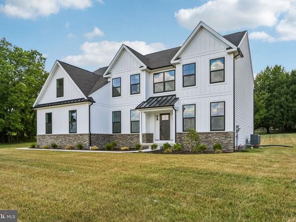 209 OLD STATE RD, ROYERSFORD, PA 19468
