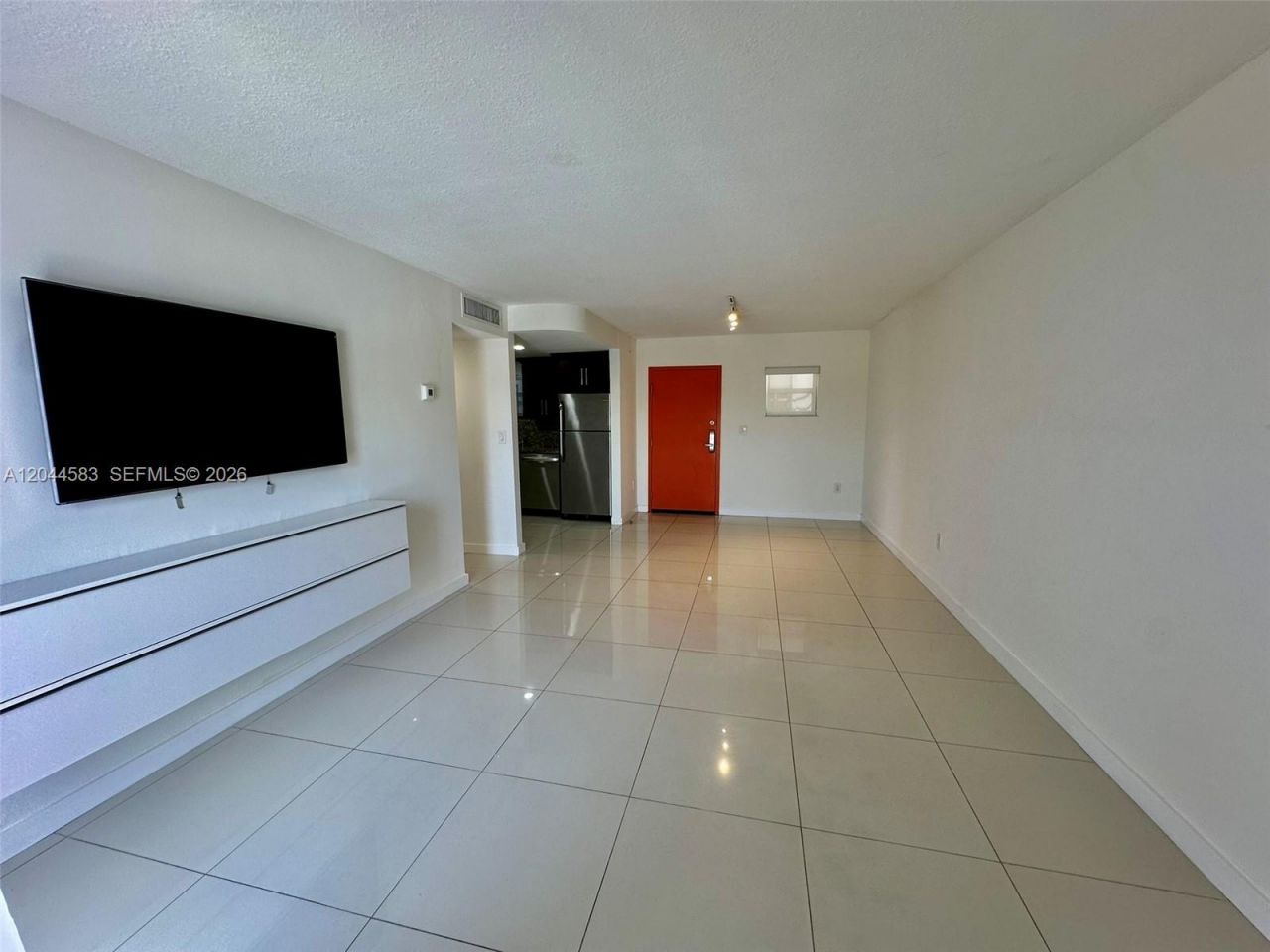 411 SW 37th Ave, Unit 3D, Miami, FL 33135 Photo