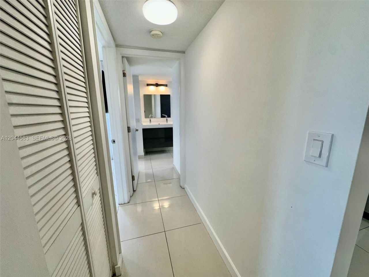 411 SW 37th Ave, Unit 3D, Miami, FL 33135 Photo