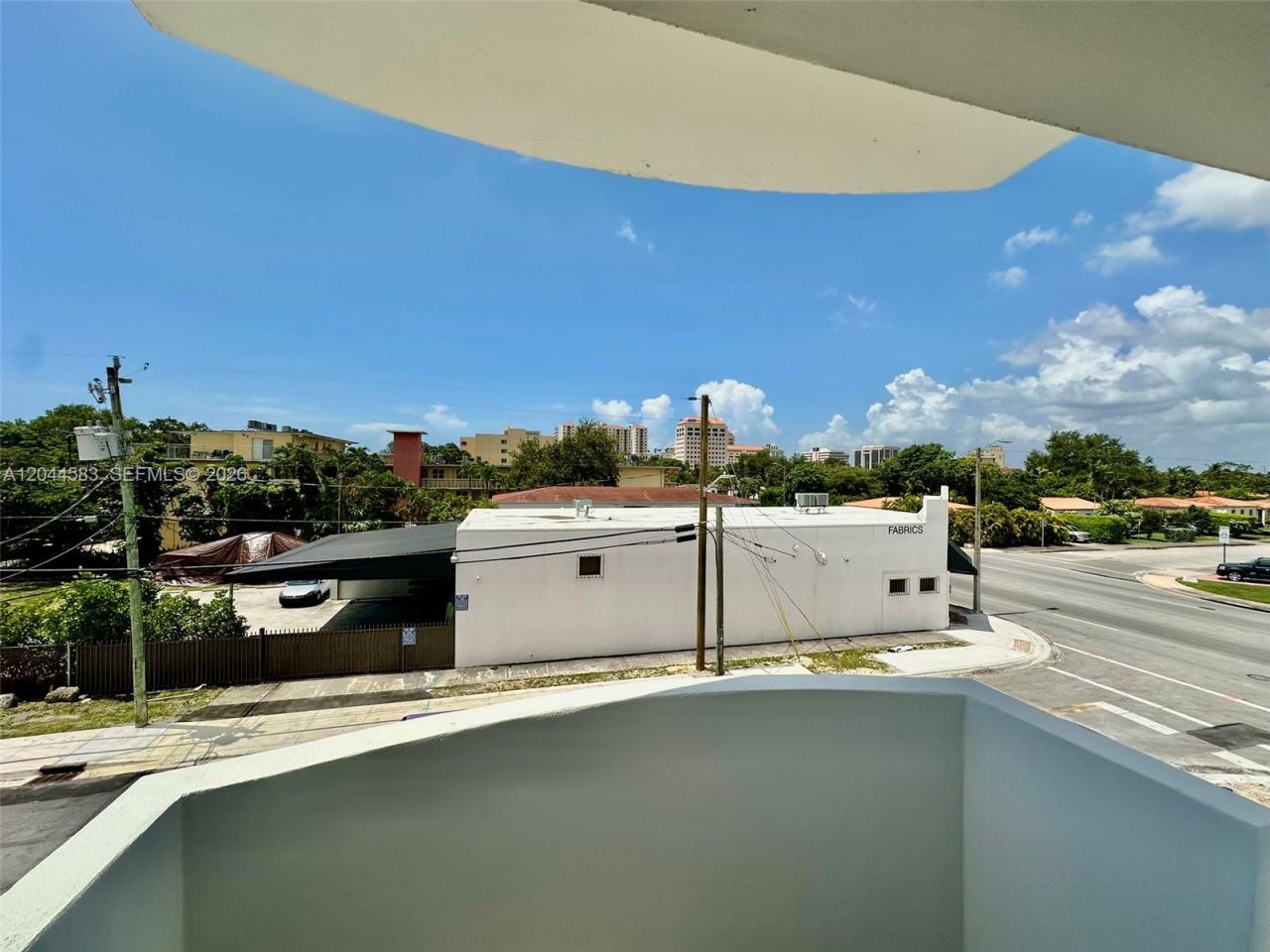 411 SW 37th Ave, Unit 3D, Miami, FL 33135 Photo