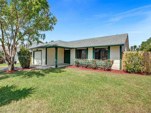 3216 NW 105th Ave , Sunrise, FL 33351