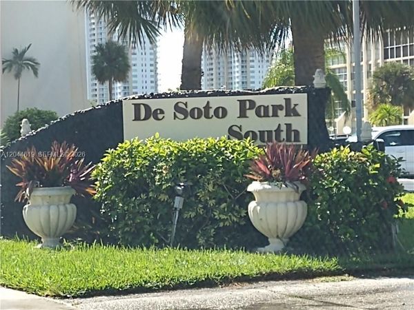 601 Three Islands Blvd , Unit 517, Hallandale Beach, FL 33009