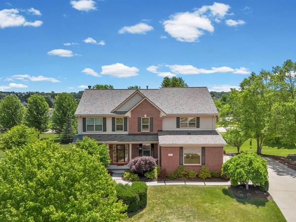 981 Coventry Court, Oxford Twp, MI 48371