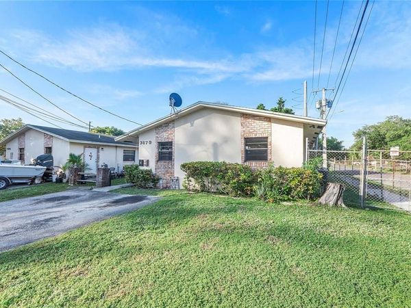 747 NW 14th Way, Unit A, Fort Lauderdale, FL 33311