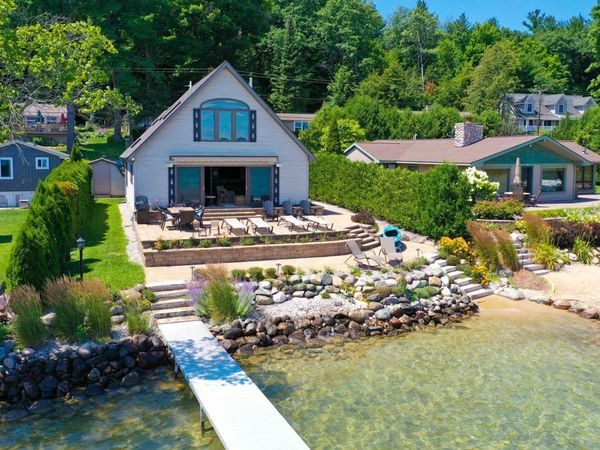 12511 Torch Lake Drive SW, Rapid City, MI 49676