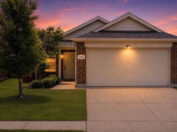 2426 Russell Street, Crandall, TX 75114