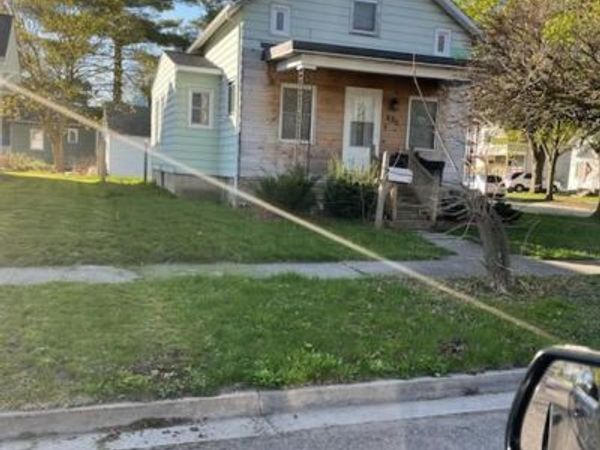 220 S Carolina Street, Saginaw, MI 48602