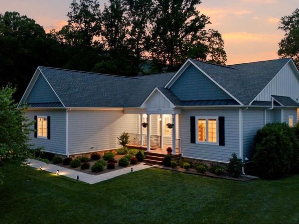 13855 PARIS BREEZE PLACE, HILLSBORO, VA 20132