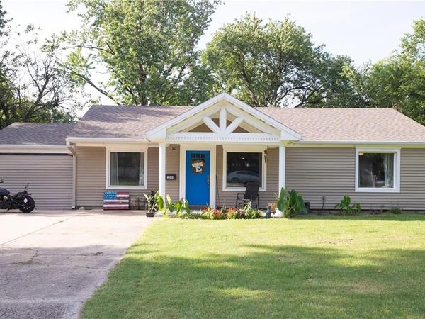 1004 E Main Street, Cherryvale, KS 67335