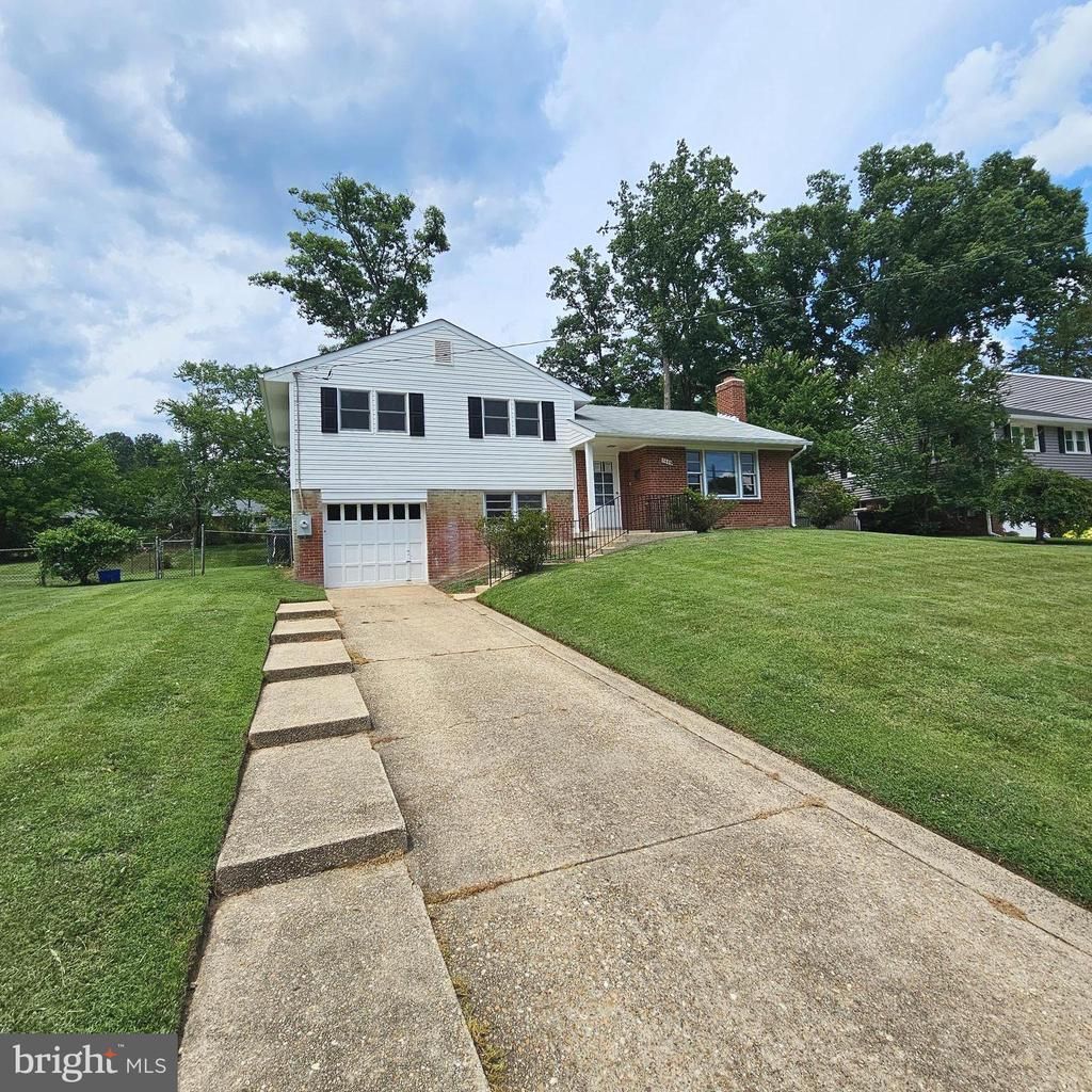 7606 Gresham Street, Springfield, VA 22151 Main Photo