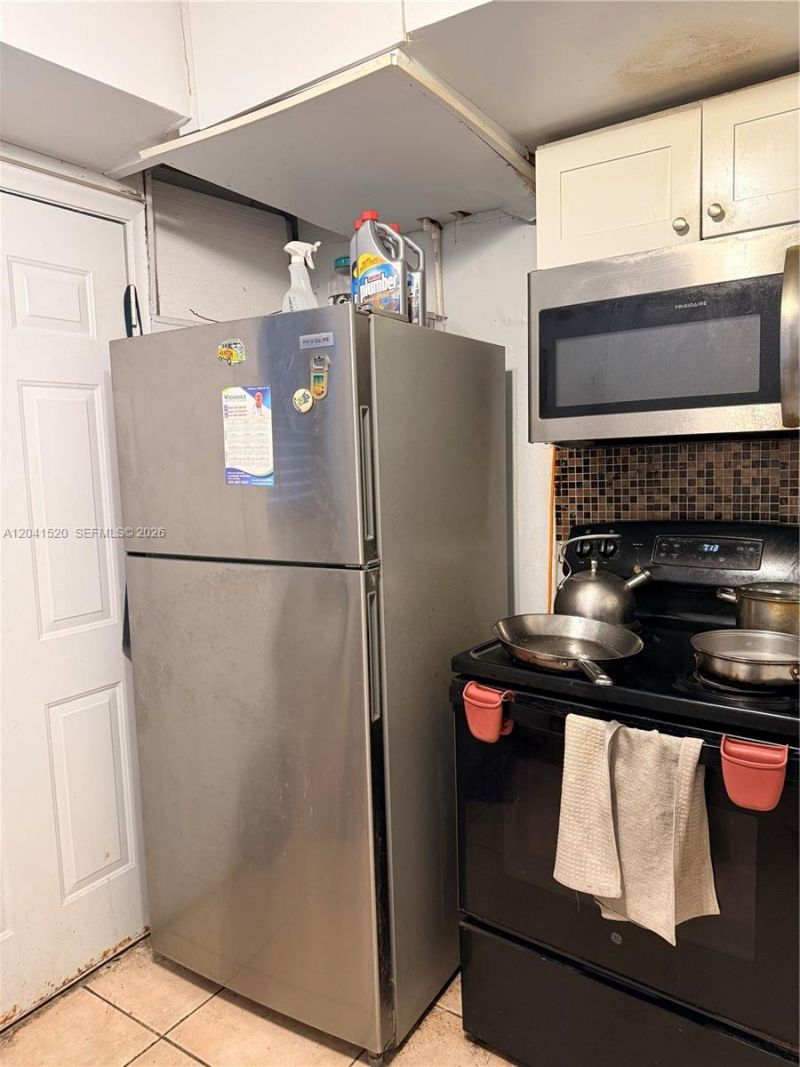 201 Terrace NE 2790, Unit H215, Aventura, FL 33180 Photo