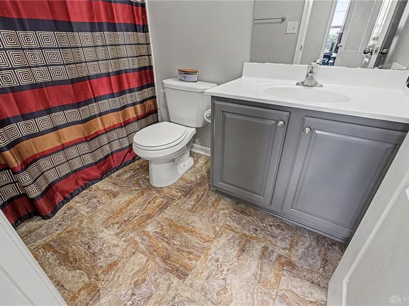 9424 Tahoe Drive, Dayton, OH 45458 Photo 32