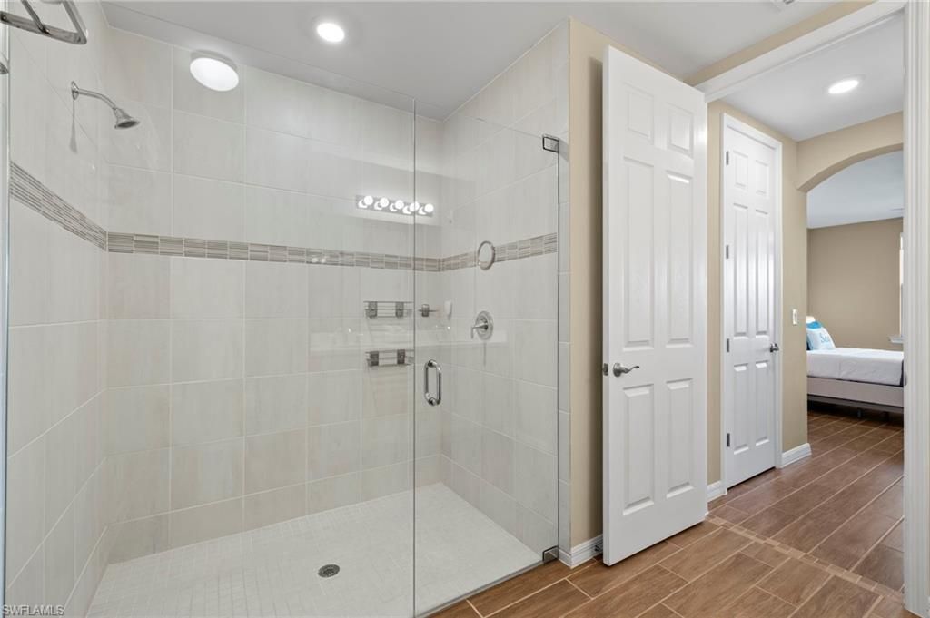 14644 Edgewater Cir, Naples, FL 34114 Photo