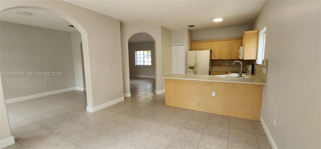 16507 NW 91st Ave , Miami Lakes, FL 33018 Photo