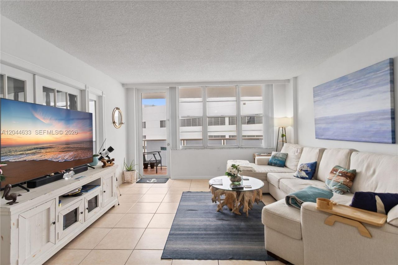 3725 S Ocean Dr , Unit 1117, Hollywood, FL 33019 Photo