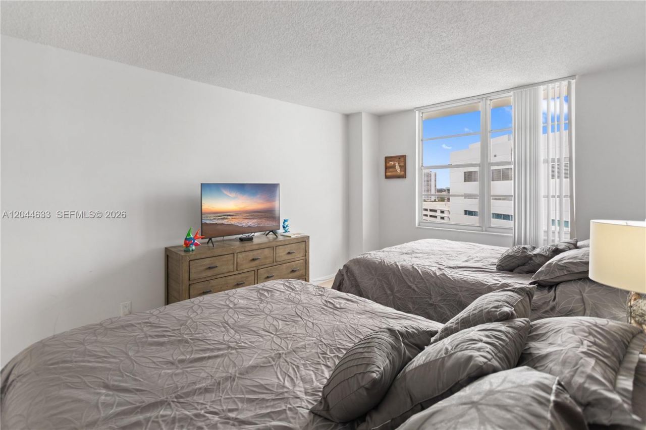 3725 S Ocean Dr , Unit 1117, Hollywood, FL 33019 Photo