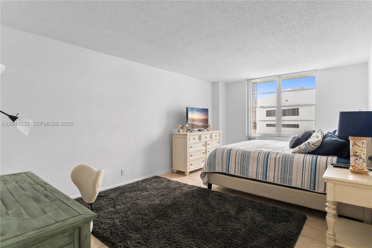 3725 S Ocean Dr , Unit 1117, Hollywood, FL 33019 Photo
