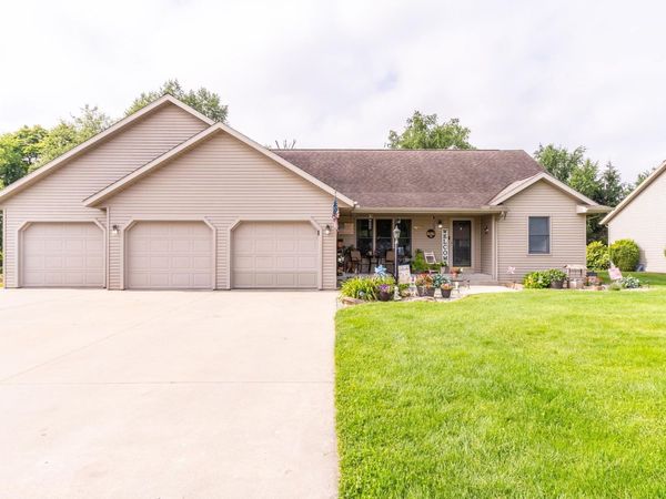18620 Monticello Drive, Goshen, IN 46528