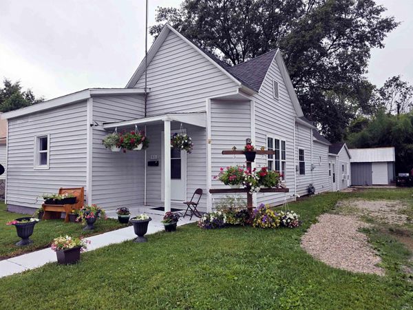 816 S Main Street, Bicknell, IN 47512