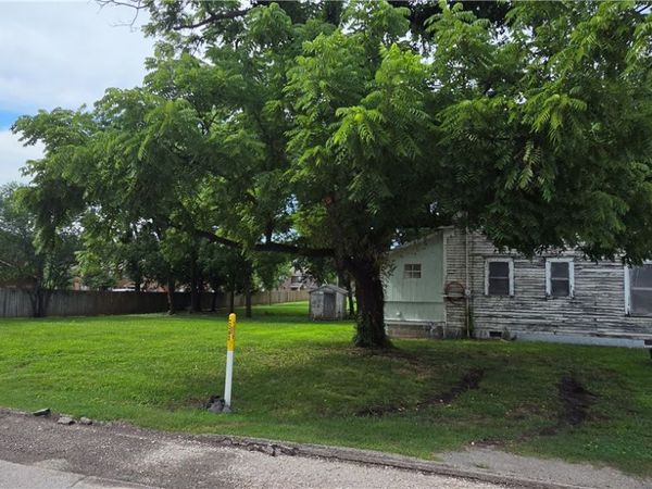902 N Mount Olive Street, Siloam Springs, AR 72761