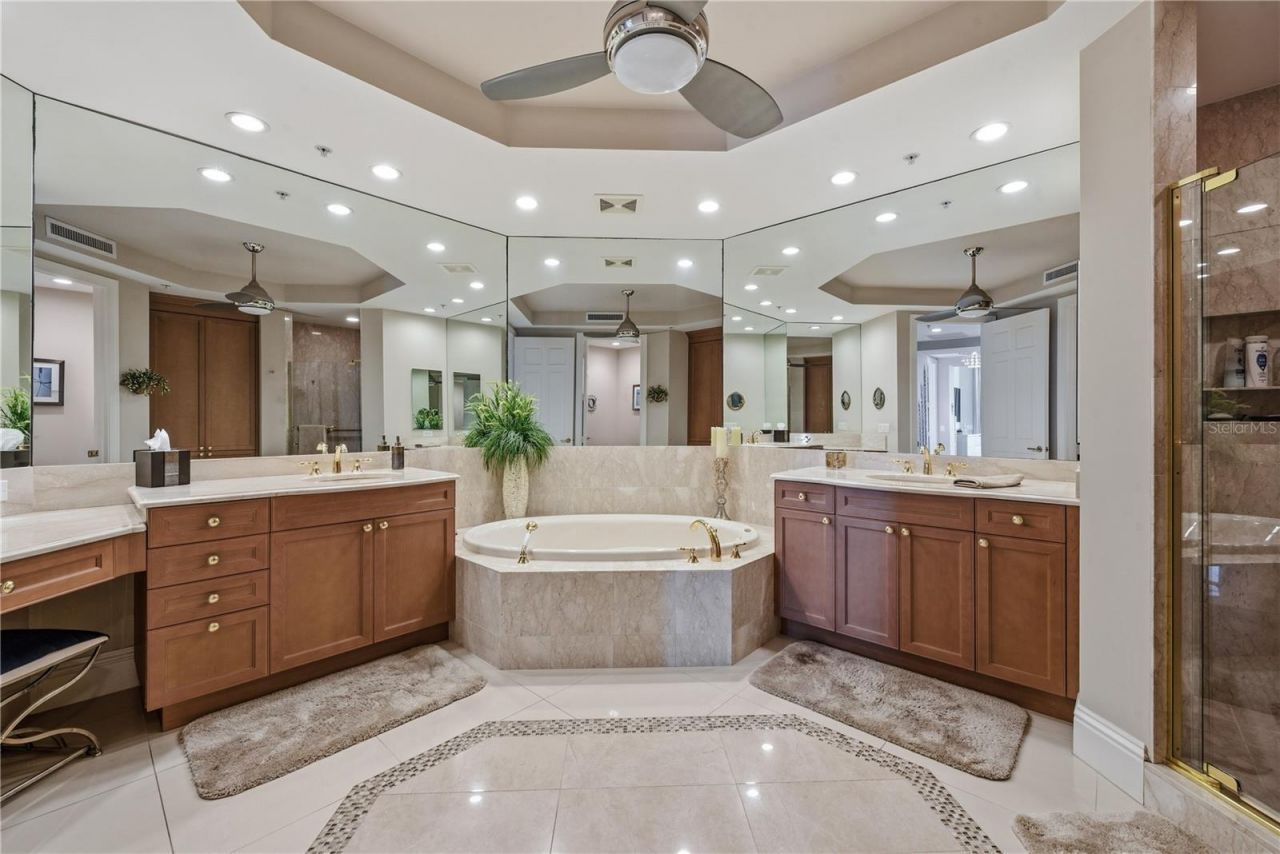 940 Cape Marco Drive, Unit 1905, Marco Island, FL 34145 Photo