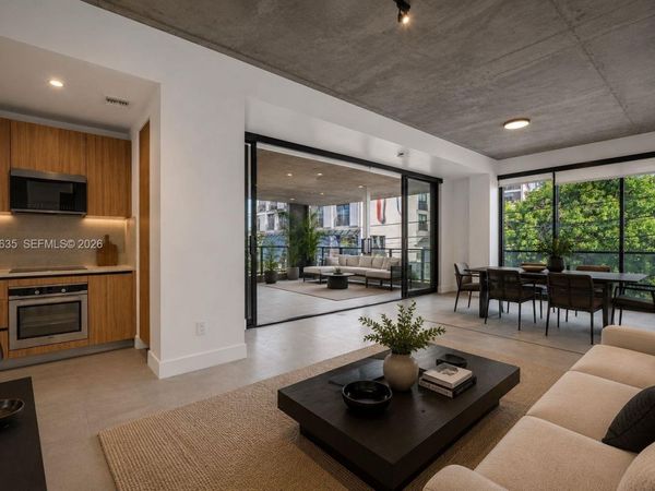91 NW 27th St, Unit 101, Miami, FL 33127
