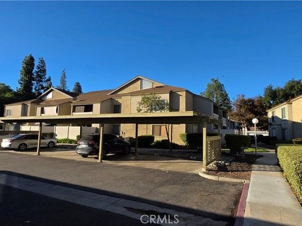 4 Country Mile Road, Phillips Ranch, CA 91766