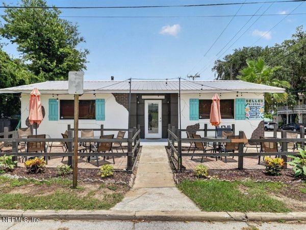 2 N PARK Street, Crescent City, FL 32112