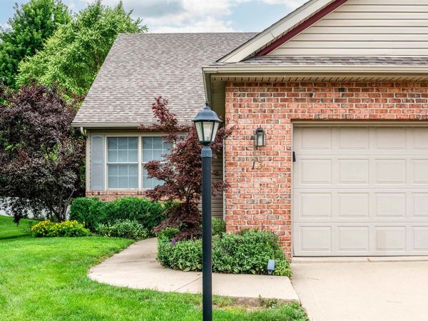 13 ELK Court, Washington, IL 61571