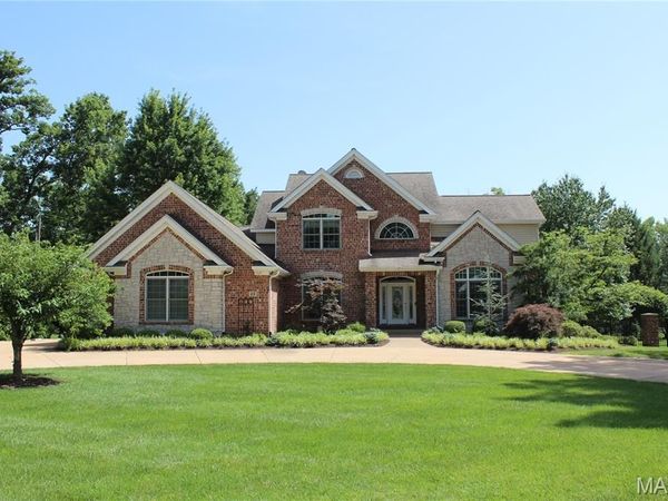 15 Alden Lane , St Louis, MO 63141