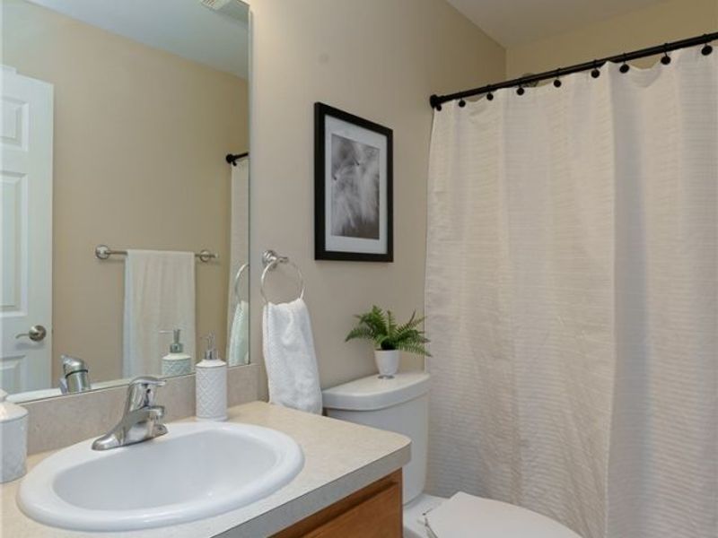 1044 Glendalough Drive, Grafton, OH 44044 Photo 31