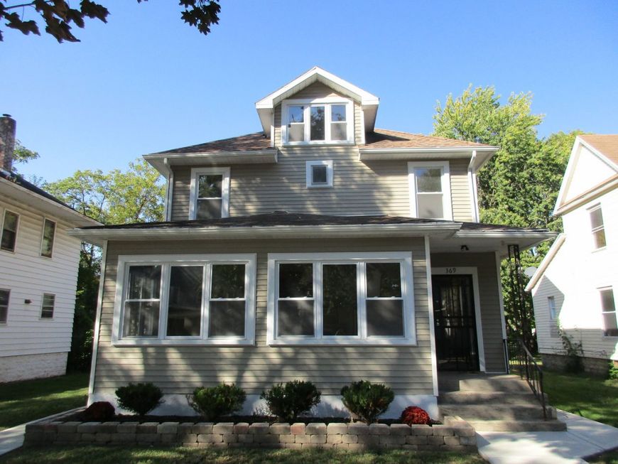Main Photo