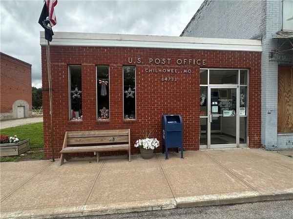 111 E Walnut Street, Chilhowee, MO 64733