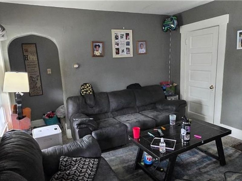 910 Pine Street, Springfield, OH 45505 Photo 3