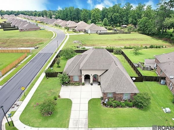 4418 Union Dr, Addis, LA 70710