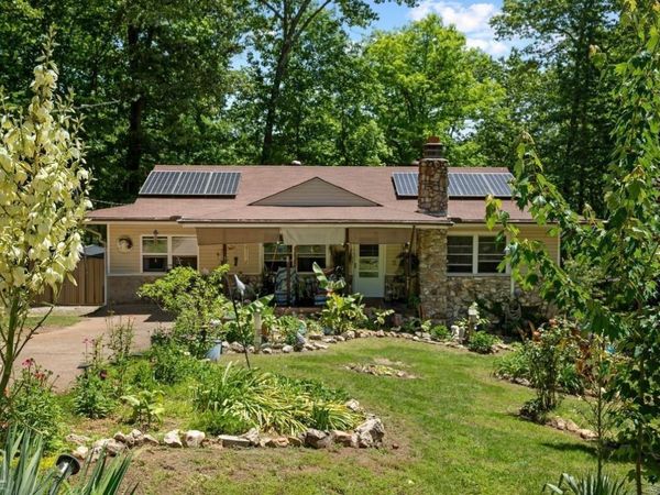 17 Iroquois Circle , Cherokee Village, AR 72529