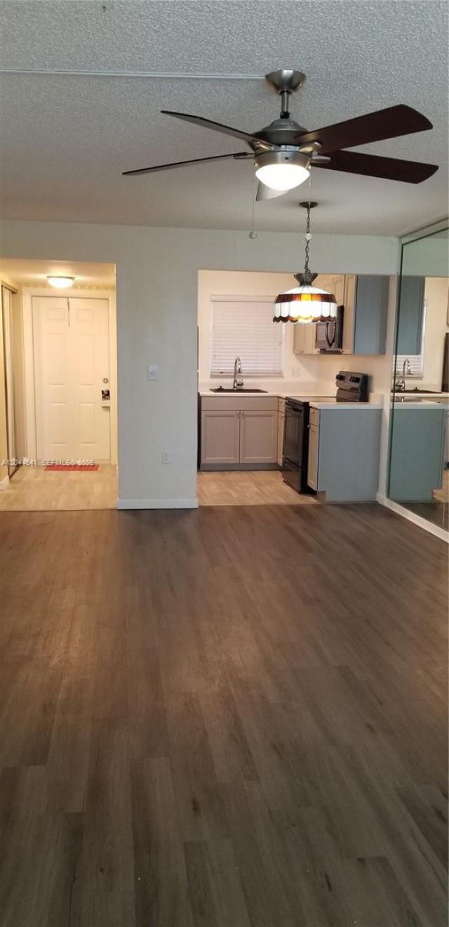 8130 Sunrise Lakes Blvd , Unit 206, Sunrise, FL 33322 Photo