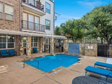 950 Henderson Street, Unit 1220, Fort Worth, TX 76102