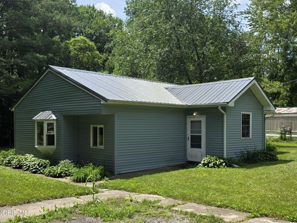 26941 Wallace Lane, Fayette, OH 43521