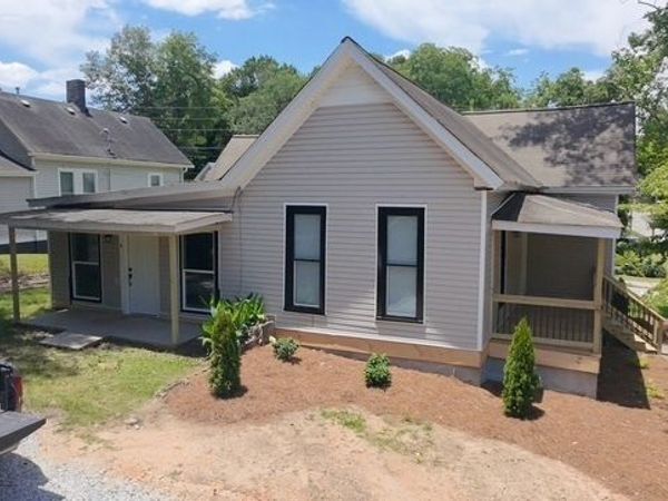 64 Wesley St., Unit B, Newnan, GA 30263