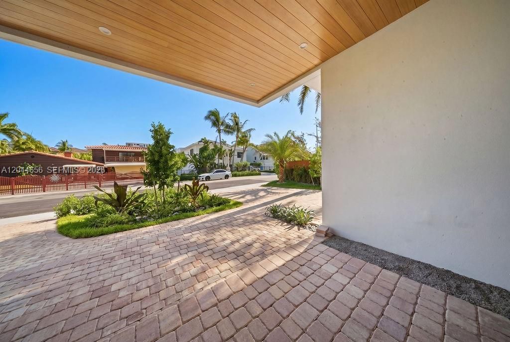 3318 NE 16th Pl , Unit 1, Fort Lauderdale, FL 33305 Photo