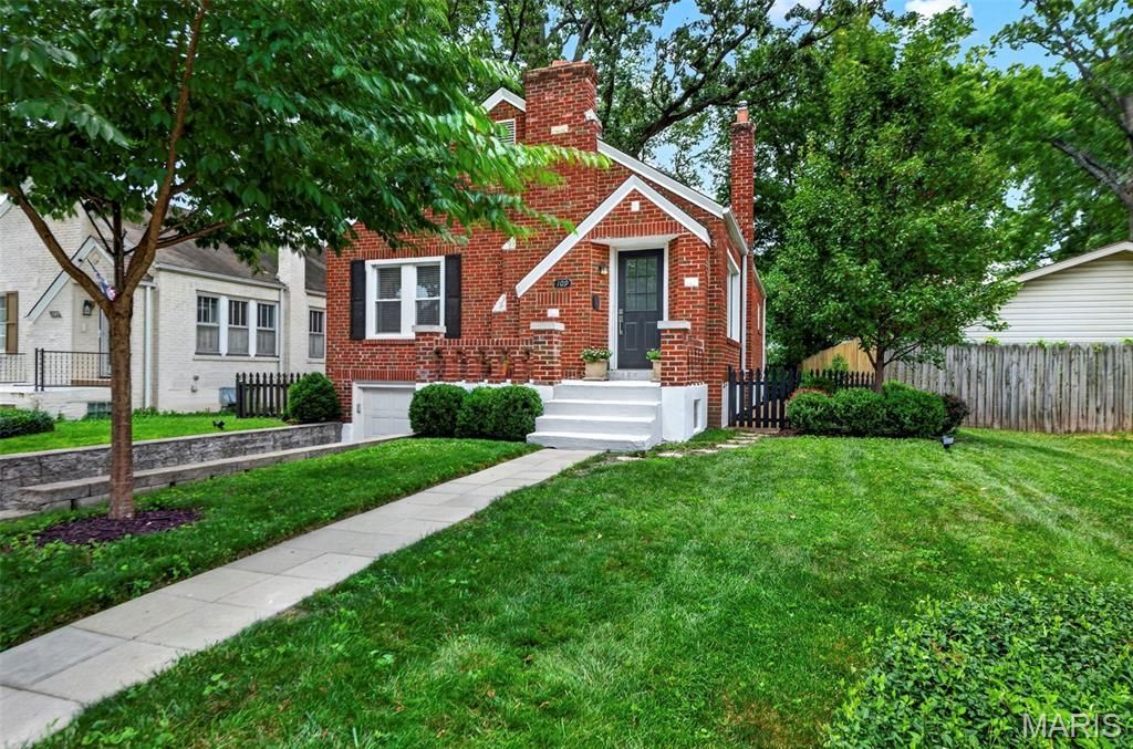 109 Handlan Court, Kirkwood, MO 63122 Main Photo