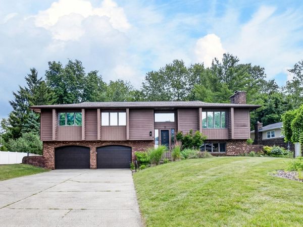 15 Bayshore Drive, Battle Creek, MI 49015