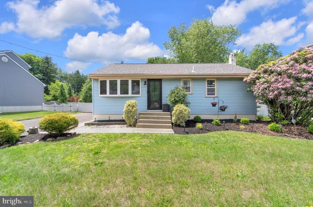 1181 Byrd Drive, Woodbury, NJ 08096 Main Photo