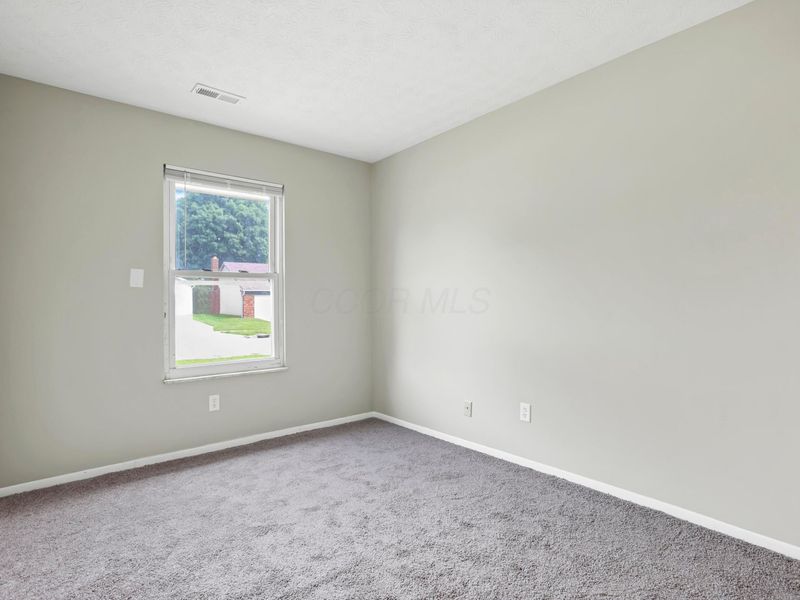 2631 Millrace Drive, Columbus, OH 43207 Photo 16