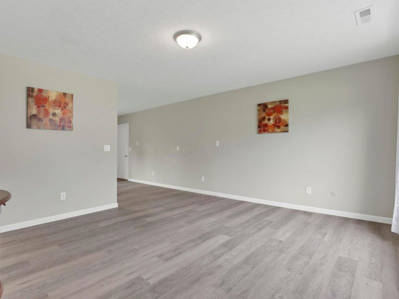 2631 Millrace Drive, Columbus, OH 43207 Photo 8