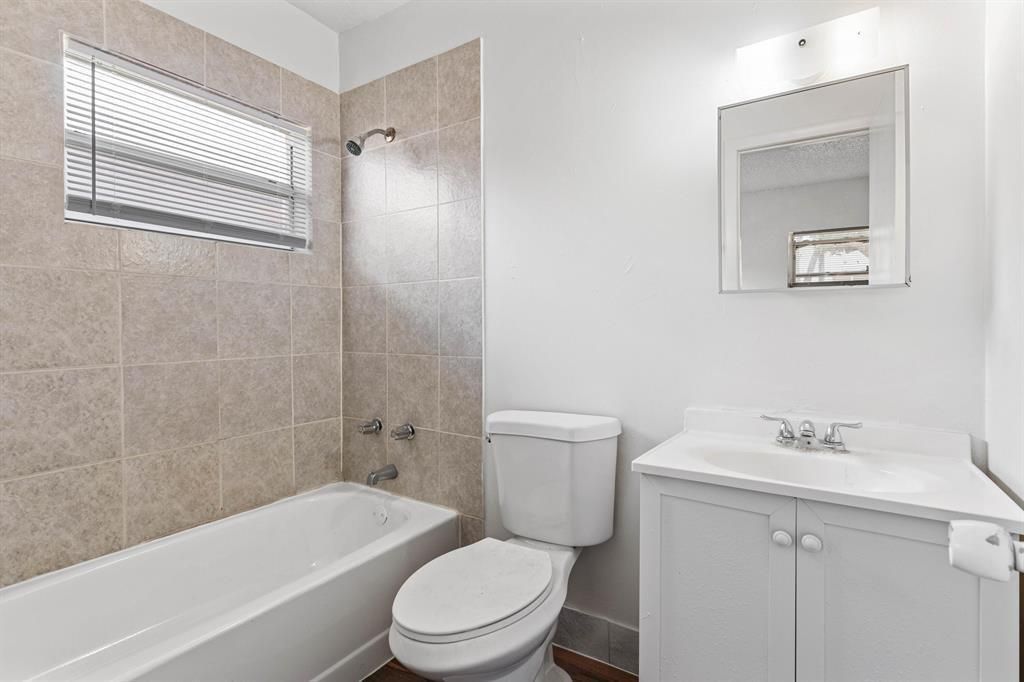271 SW 1st Street, Unit 1-4, Deerfield Beach, FL 33441 Photo