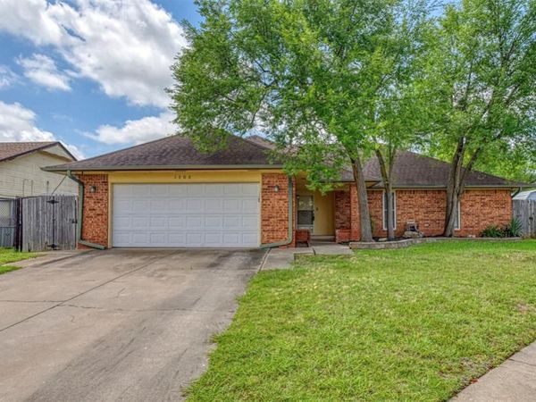 1308 SE 3rd Street, Moore, OK 73160