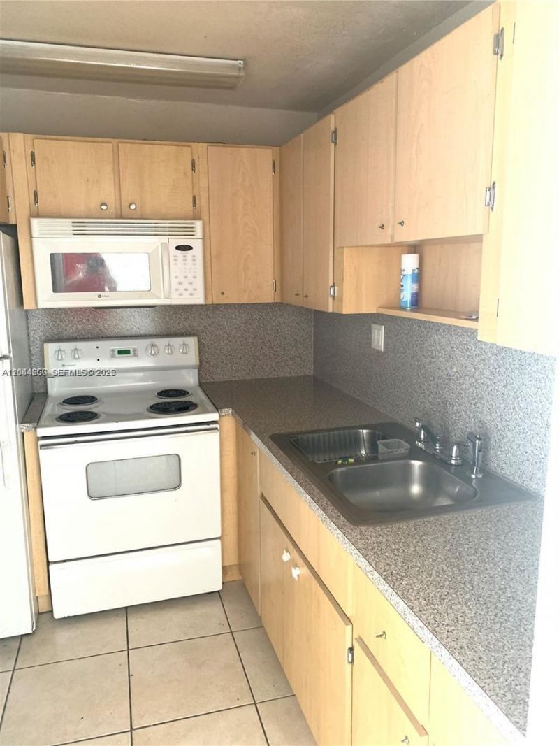 Please Call For Address, Unit 1111, Hialeah, FL 33012 Photo